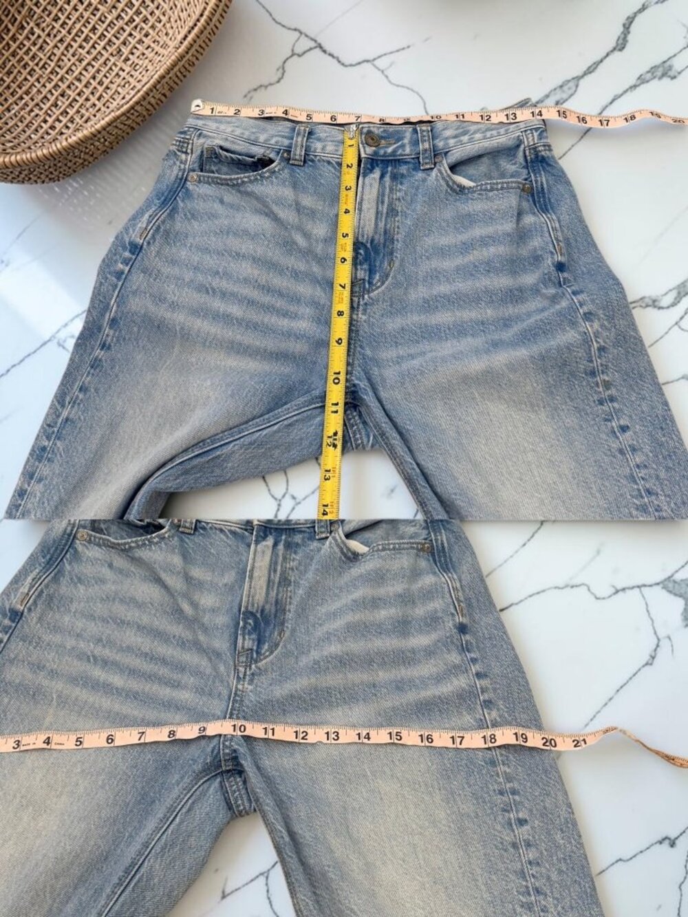 American Eagle Distressed Mom Jeans Women's Size 4 Raw Hem - Picture 4 of 11